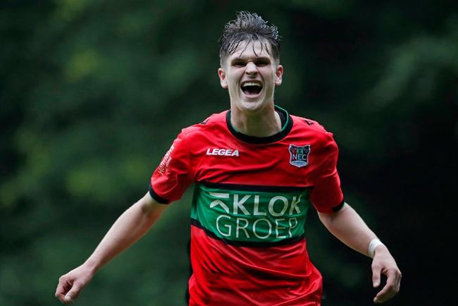 这让许多球 这让许多球