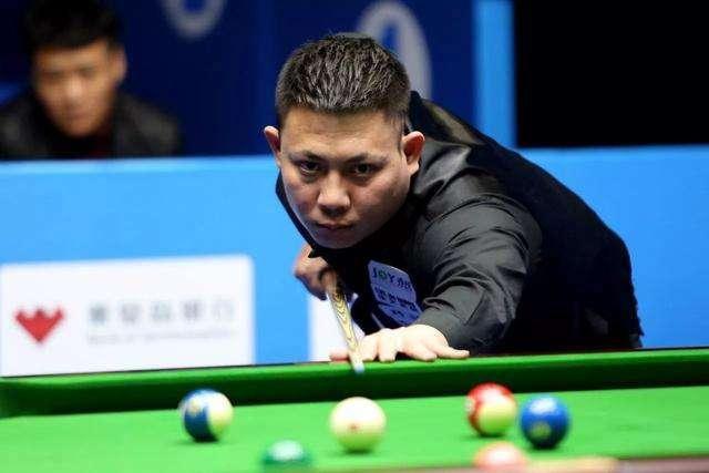 动和评论显 动和评论显