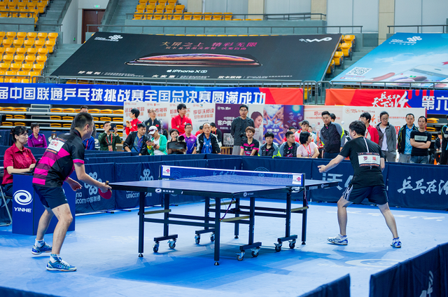 周琦缺阵 周琦缺阵